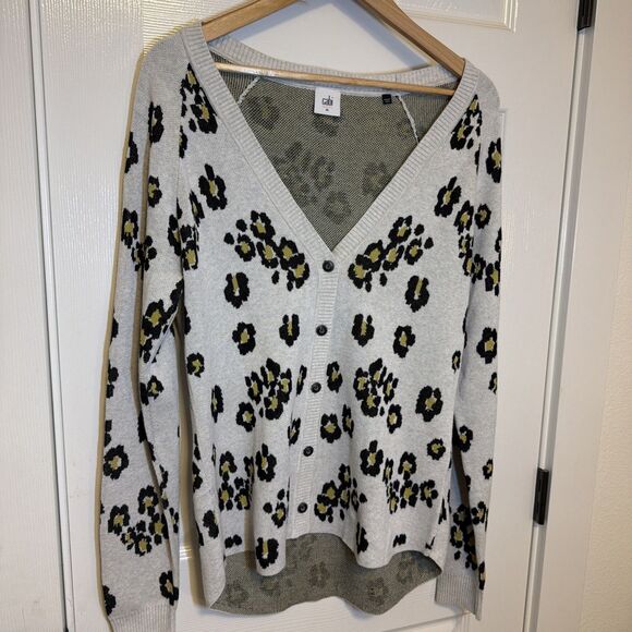 CAbi Kiki Leopard Animal Print Cardigan Sweater Style #5277 Size Medium - Picture 4 of 6